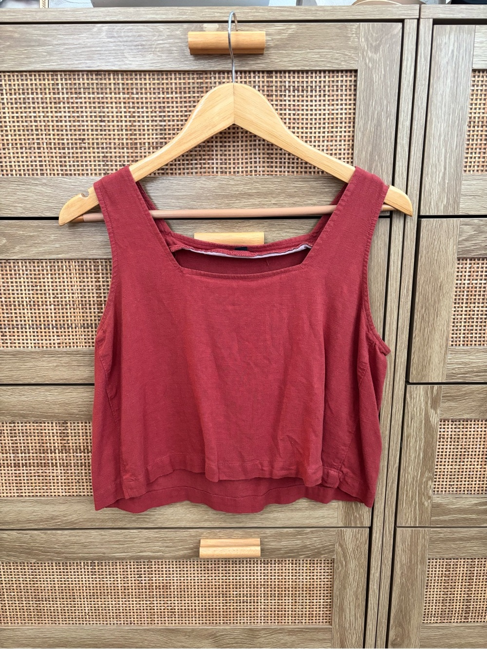 Ann Taylor Brick Red Sleeveless Crop Top